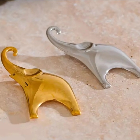 Elephant Stainless Steel Waterproof Brooch - Picture 7 of 7